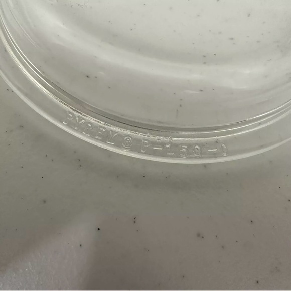 Pyrex Corning Ware Grab It White Mini Casserole Handle Dish w Original Glass Lid - Picture 6 of 11